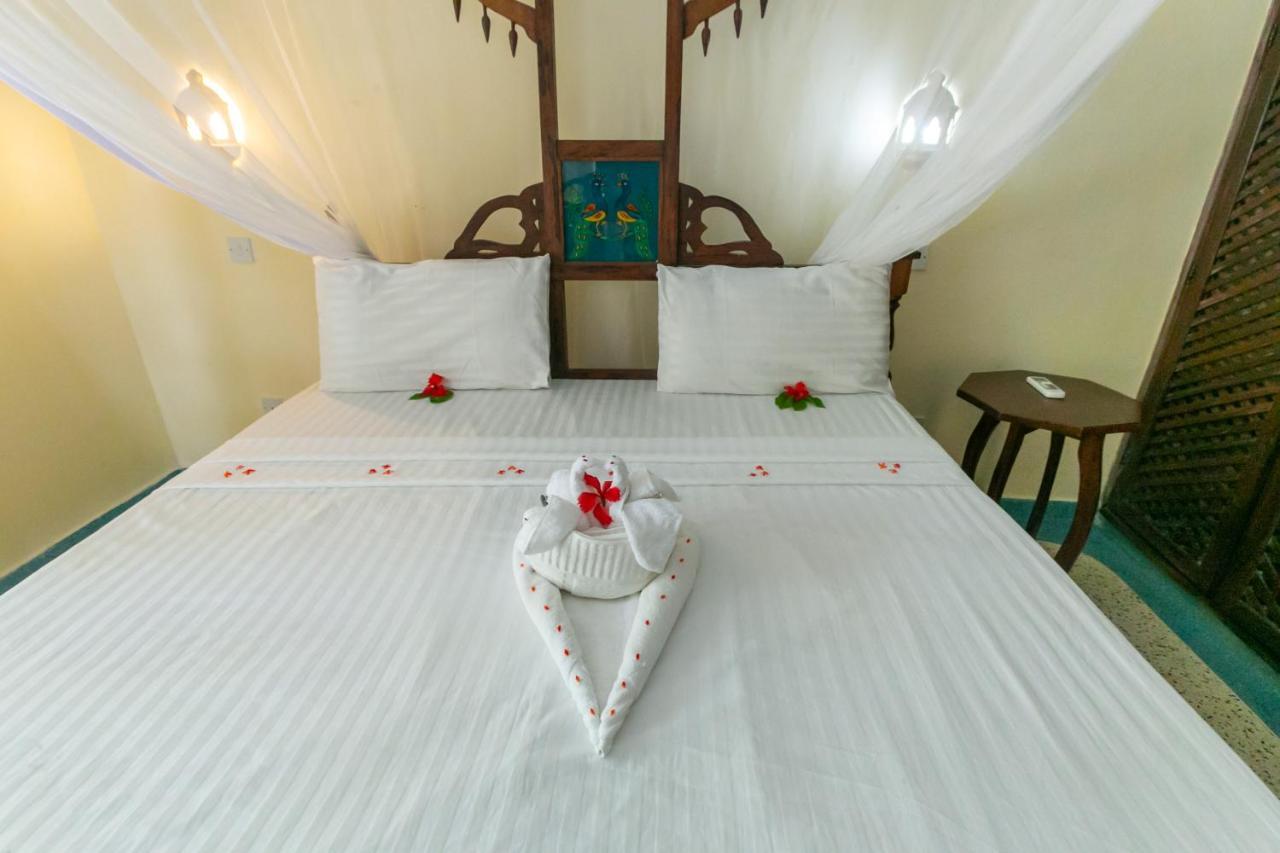 Sun Palm Beach Resort Watamu Eksteriør billede
